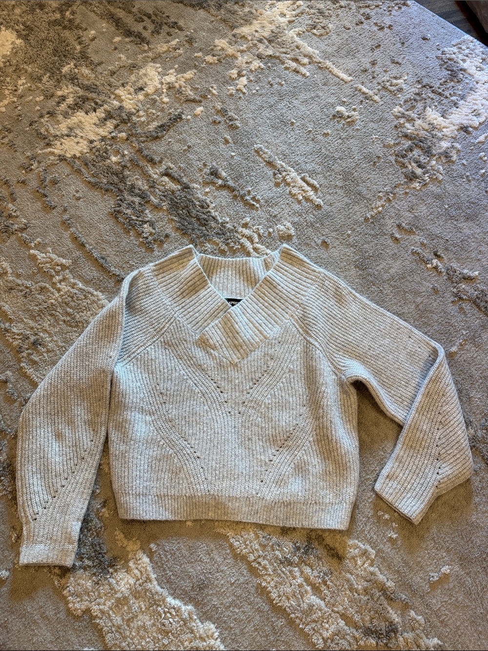 Express Women's silver gray  V‑Neck Ribbed Knit Sweater